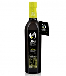 botella negra contiene aceite de oliva arbequina a la venta de la marca oro bailen es de 500 ml